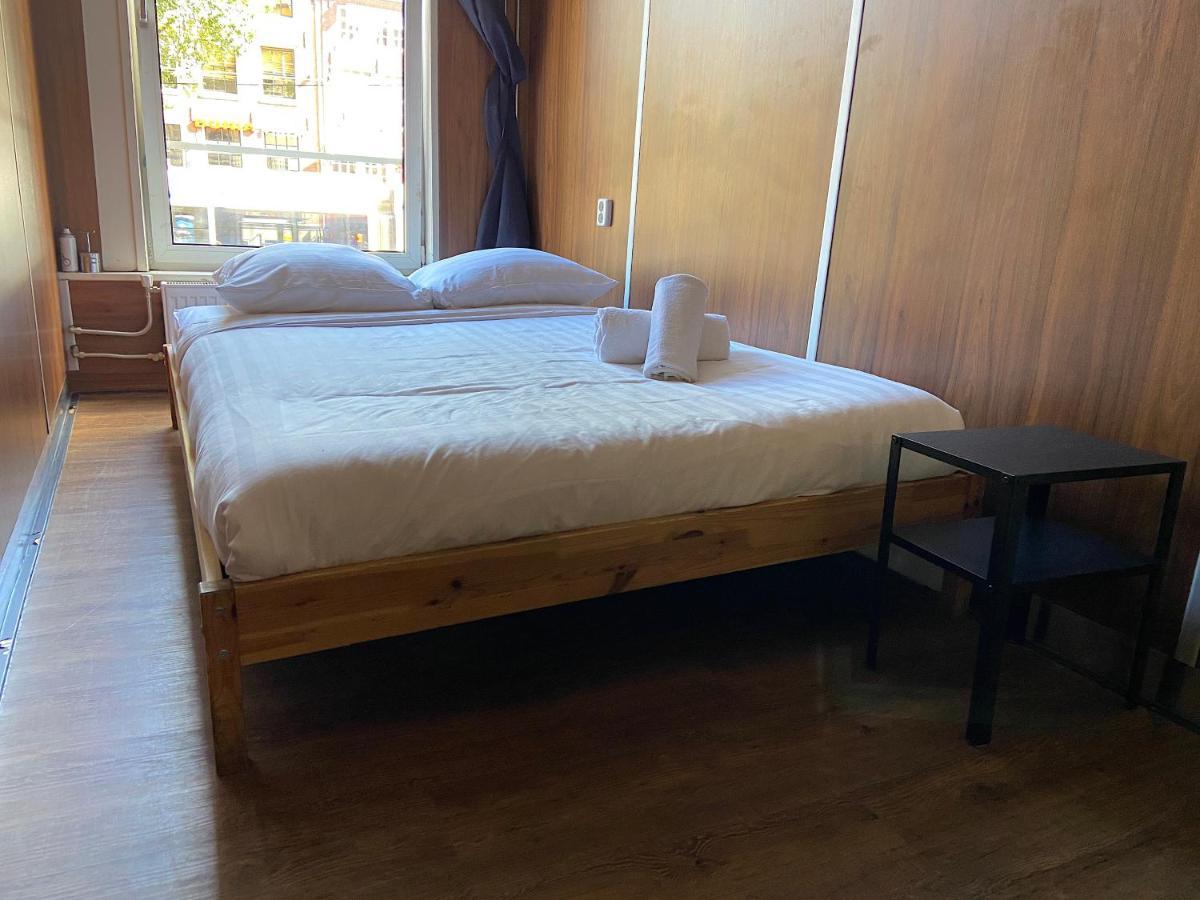 Hostel Utopia Амстердам Экстерьер фото